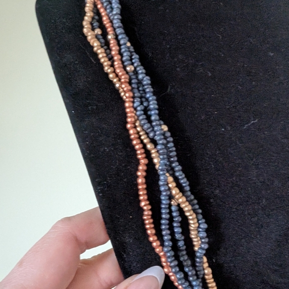 Elegant Beaded Necklace in Blue and Tan - Picture 3 of 8